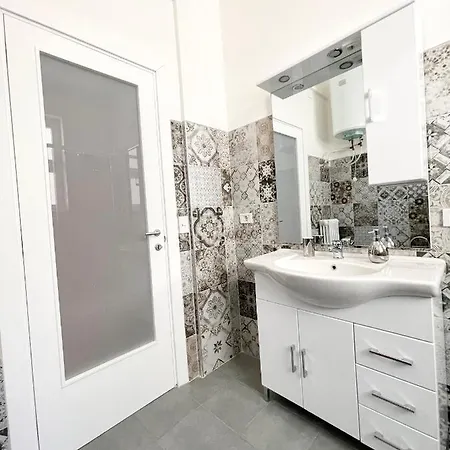 Apartment Savoia *